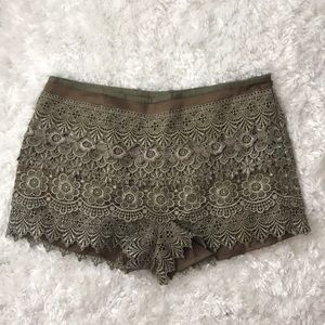 Lace shorts